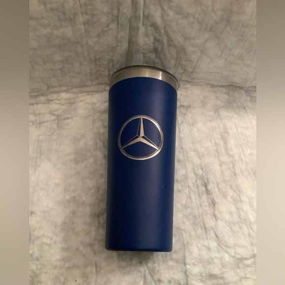 Mercedes Benz Engraved Stainless Steel Thermal Double Wall 22 oz Drink Tumbler - Picture 3 of 12